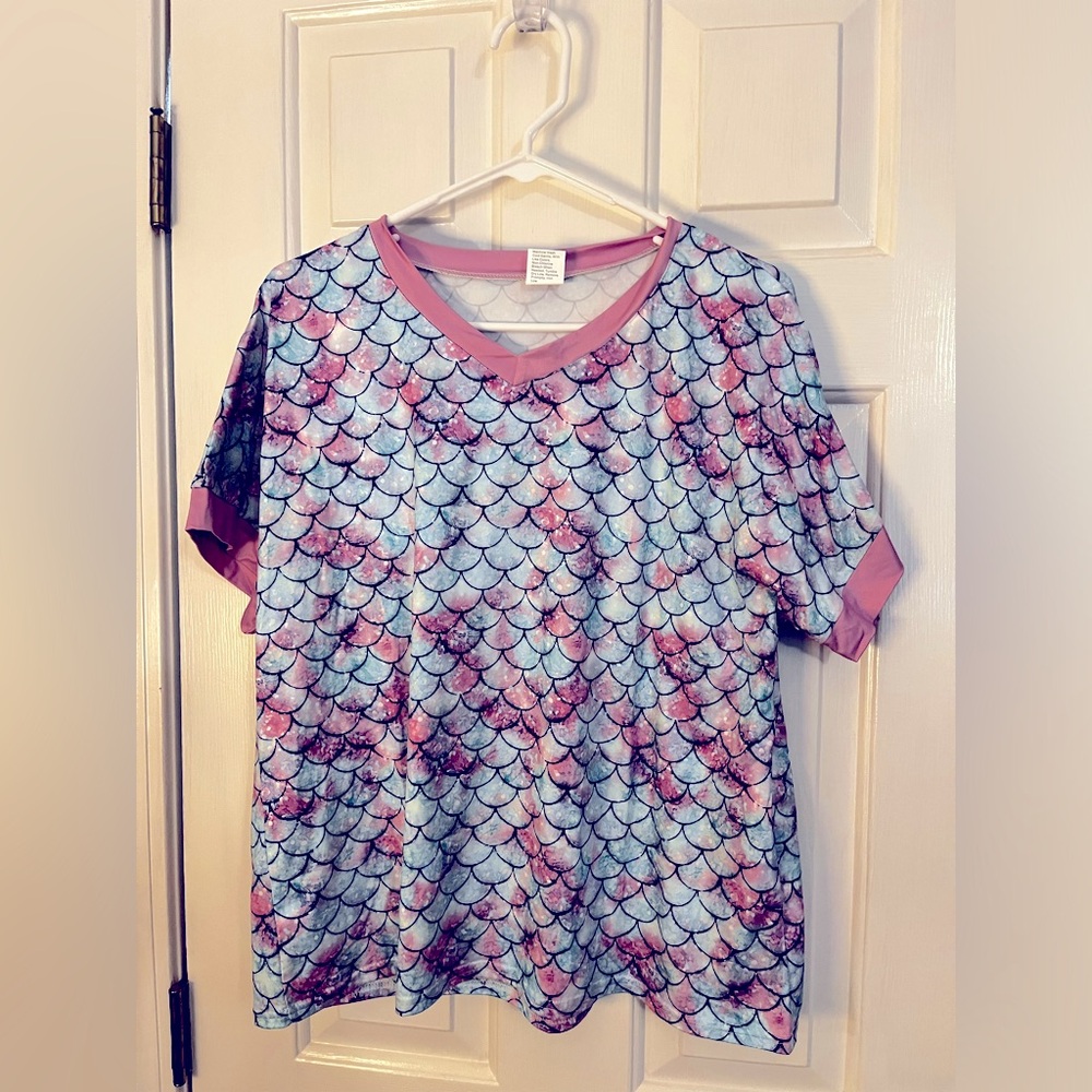 Mermaid scale pajama set NWOT